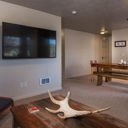 2 Bedroom Upstairs Condo With Ac In Victor, Id Екстер'єр фото